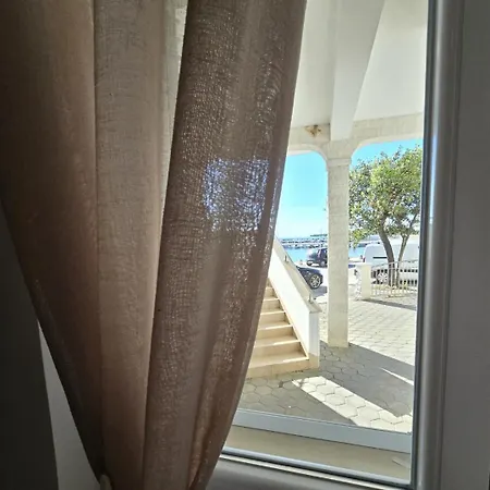 Seaside Apartments Petrcane Exterior photo