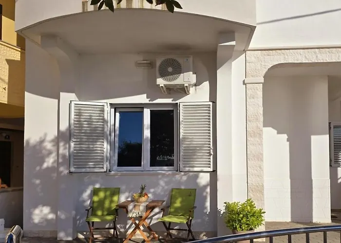 Seaside Apartments Petrcane