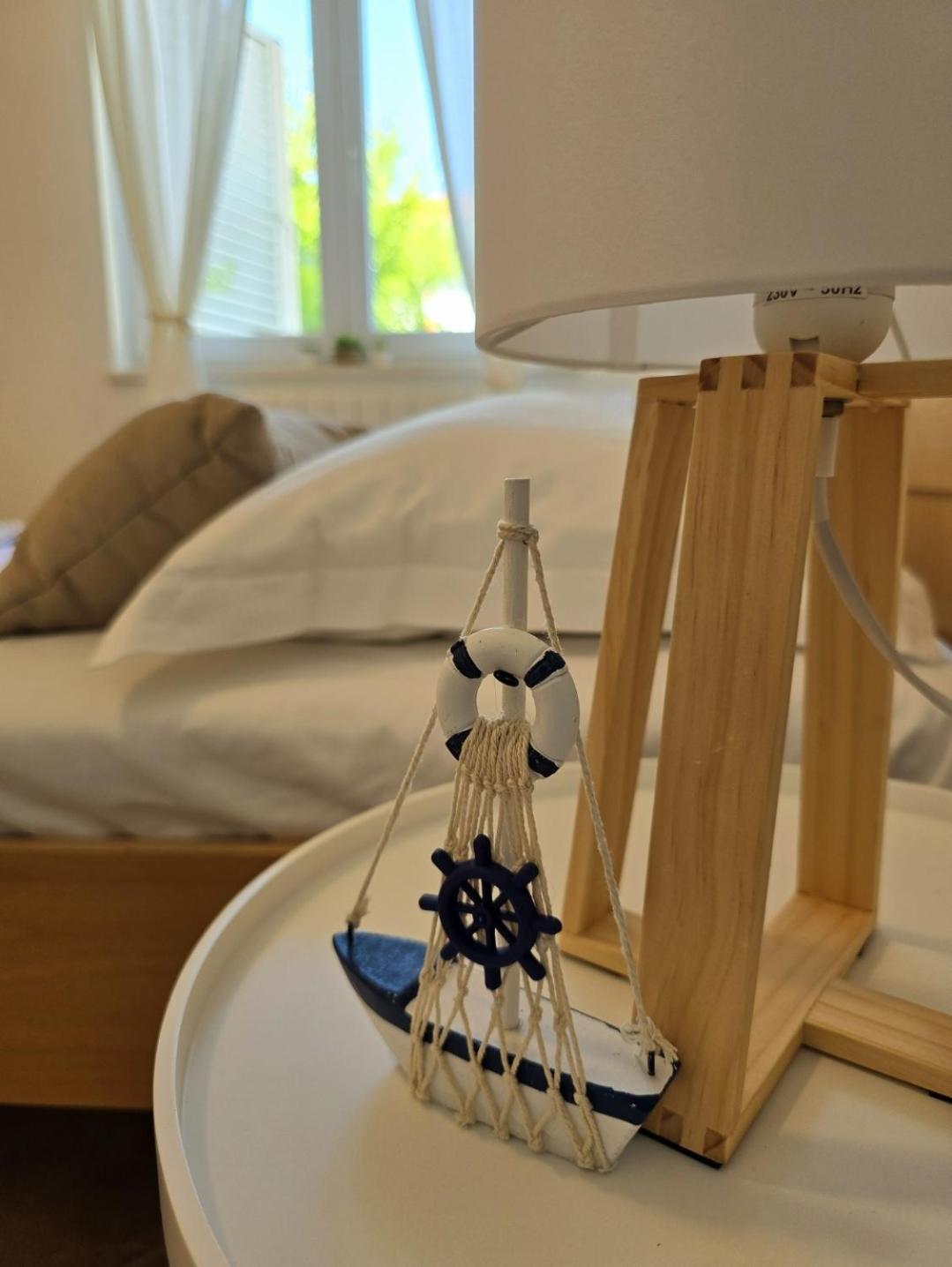 Seaside Apartment *