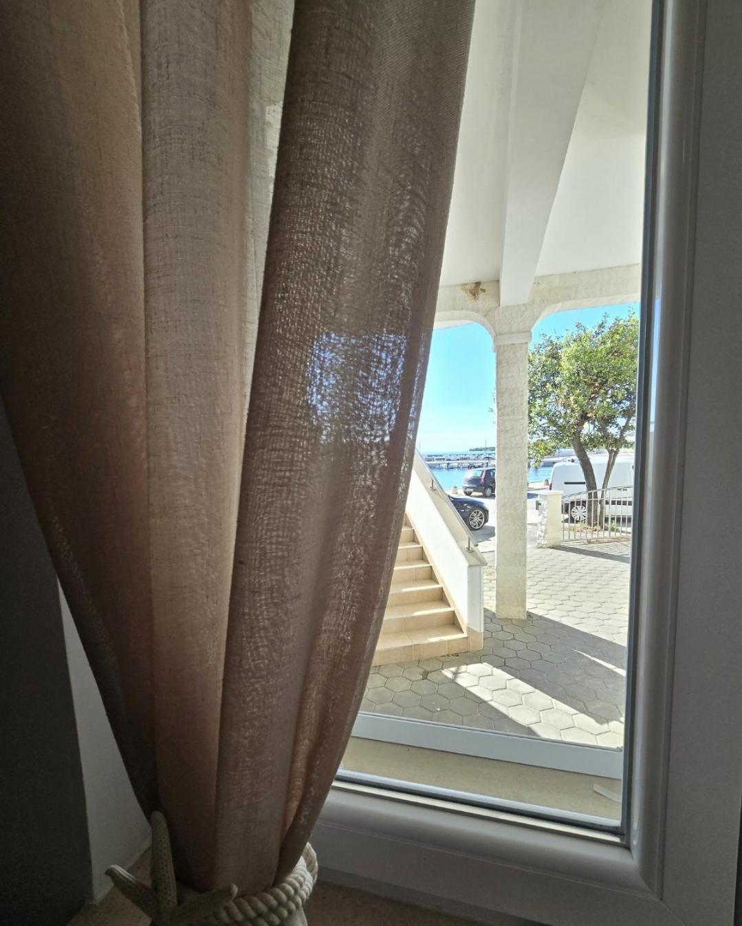 Seaside Apartment Petrcane